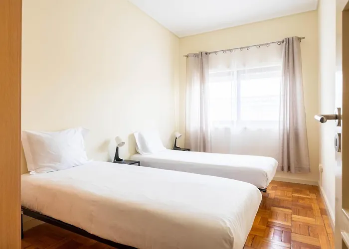 Convenient 3-bedroom Next To Bom Sucesso Lejlighed