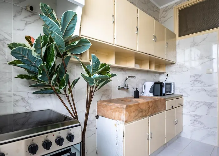 Apartment Convenient 3-bedroom Next To Bom Sucesso