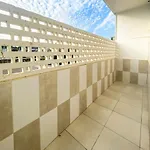 Convenient 3-bedroom Next To Bom Sucesso *