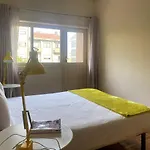 Convenient 3-bedroom Next To Bom Sucesso Porto