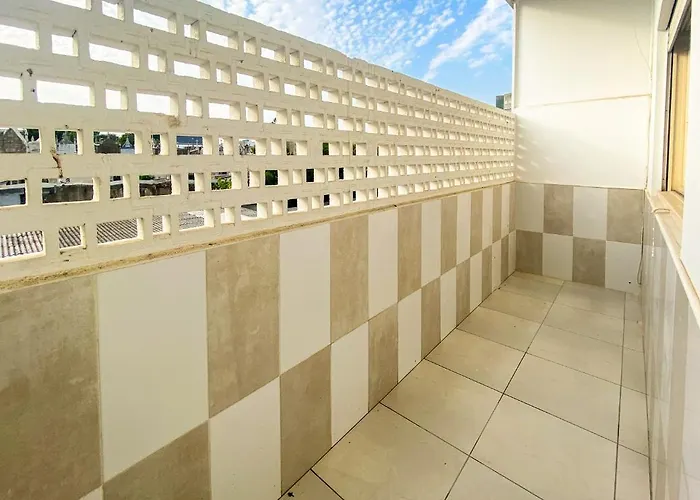 Convenient 3-bedroom Next To Bom Sucesso *