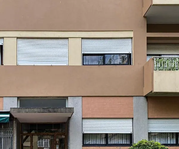 Апартаменты Convenient 3-bedroom Next To Bom Sucesso