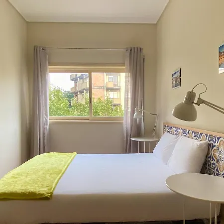 아파트 Convenient 3-bedroom Next To Bom Sucesso 포르투