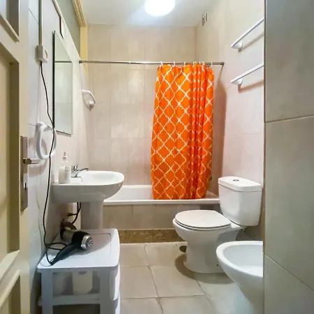 Convenient 3-bedroom Next To Bom Sucesso Porto